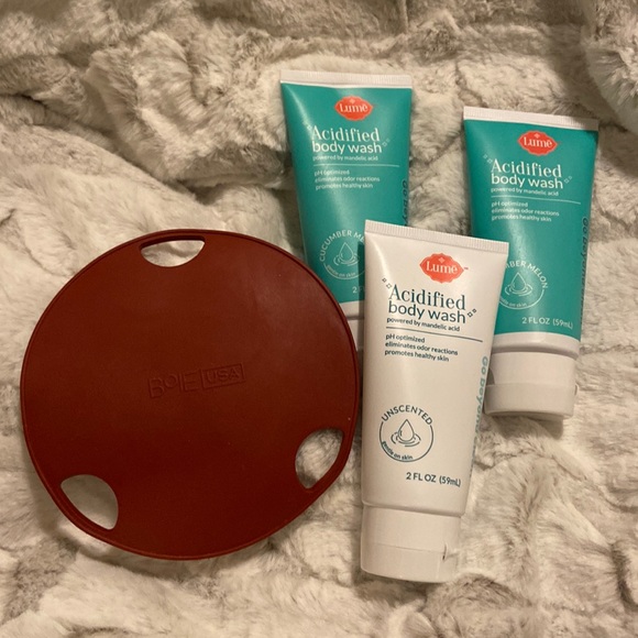 Lumē Bath & Body Mixed Set Boie Body Scrubber 3 Lum Body Wash
